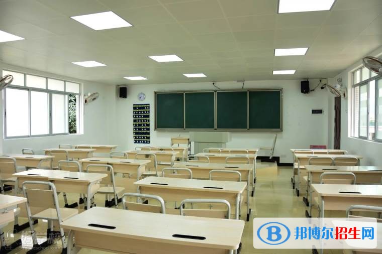 紅河讀中專學(xué)校好還是高中好