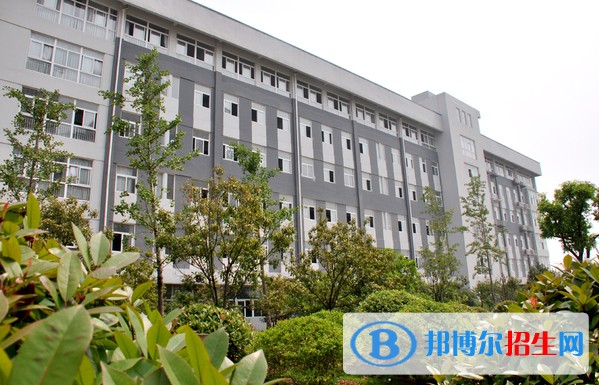安徽城市管理職業(yè)學(xué)院?jiǎn)握谐煽?jī)查詢時(shí)間