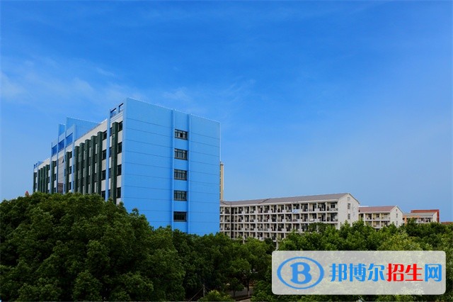 合肥通用職業(yè)技術(shù)學(xué)院?jiǎn)握泻?jiǎn)章