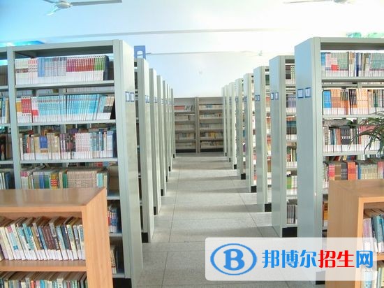 紅河女生讀什么中專學校好