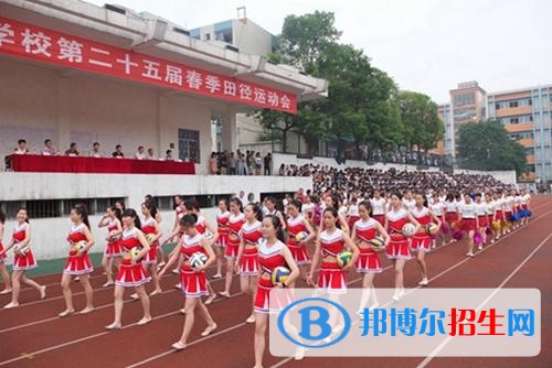 楚雄高中畢業(yè)中專學校