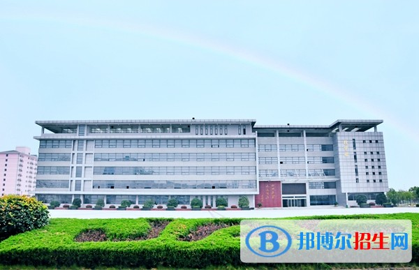 安徽汽車職業(yè)技術(shù)學院單招報名條件