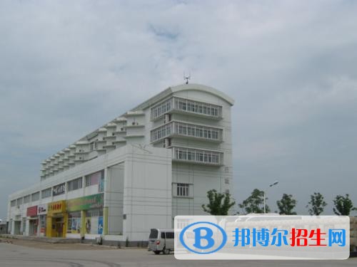 安徽財貿(mào)職業(yè)學院單招報名條件