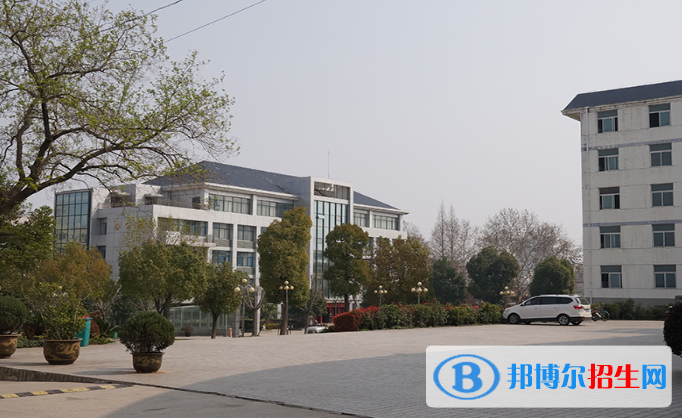 淮南職業(yè)技術(shù)學(xué)院?jiǎn)握袌?bào)名時(shí)間