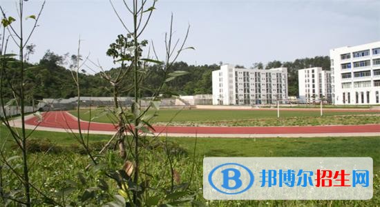 達(dá)州中專學(xué)校讀幾年