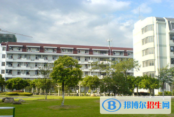 浙江育英職業(yè)技術(shù)學(xué)院?jiǎn)握袌?bào)名時(shí)間