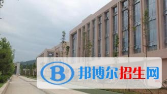 巴中職業(yè)技術學院五年制大專招生辦電話