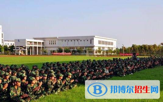 羅定職業(yè)技術(shù)學(xué)院?jiǎn)握袌?bào)名條件