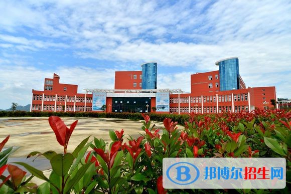 銅仁幼兒師范高等專科學(xué)校五年制大專2019年報名條件、招生對象