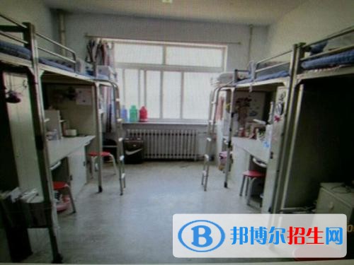 鹽湖第一職業(yè)中專學(xué)校宿舍條件