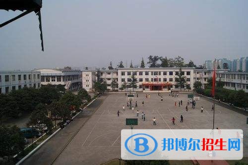 六盤水中專學(xué)校是什么意思