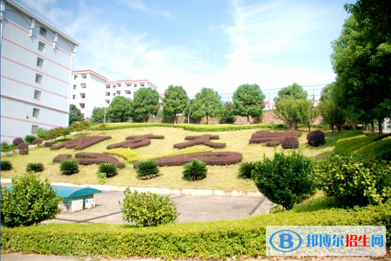 長(zhǎng)沙南方職業(yè)學(xué)院?jiǎn)握袌?bào)名條件