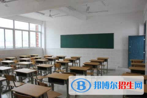 巴中中專學校學什么比較好