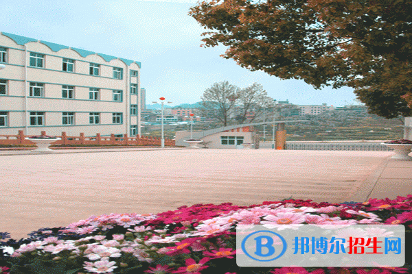 安順女生上中專學(xué)校學(xué)什么好