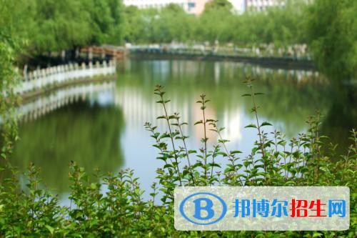 江西新能源科技職業(yè)學(xué)院?jiǎn)握泻?jiǎn)章