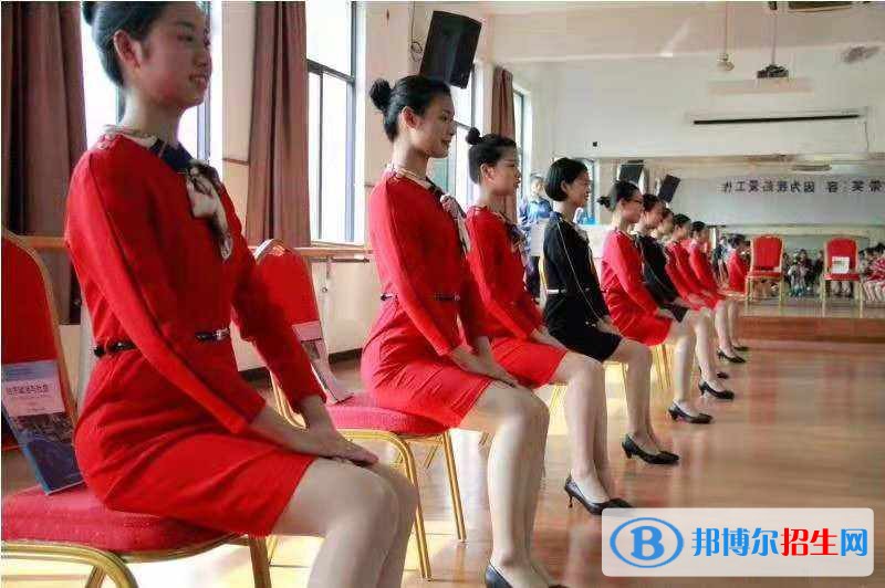 內江現在讀中專學校什么專業(yè)好