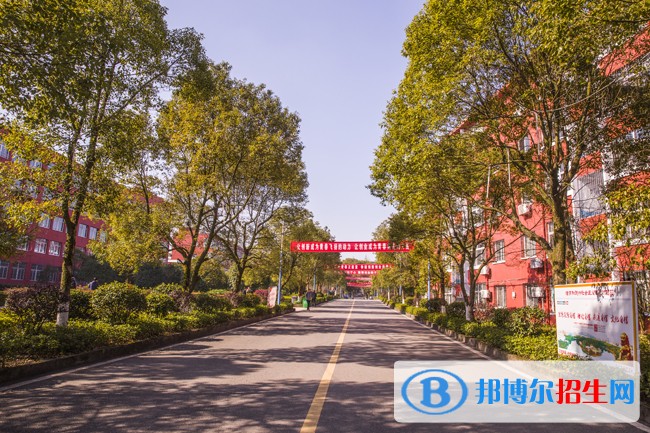 江西應(yīng)用工程職業(yè)學(xué)院2019年單招錄取分?jǐn)?shù)線