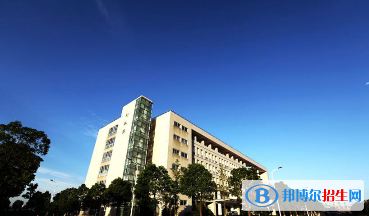 武漢交通職業(yè)學(xué)院?jiǎn)握袌?bào)名時(shí)間