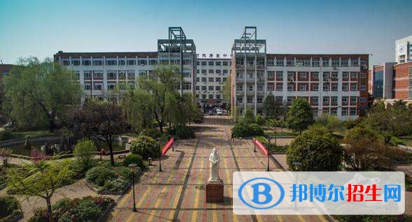 漯河醫(yī)學(xué)高等?？茖W(xué)校單招報(bào)名時(shí)間