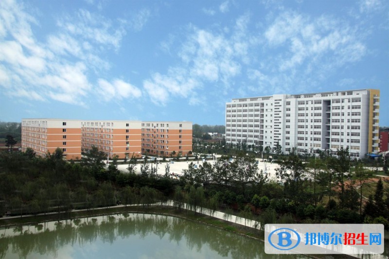 四川師范大學(xué)幼師學(xué)院五年制大專報名條件