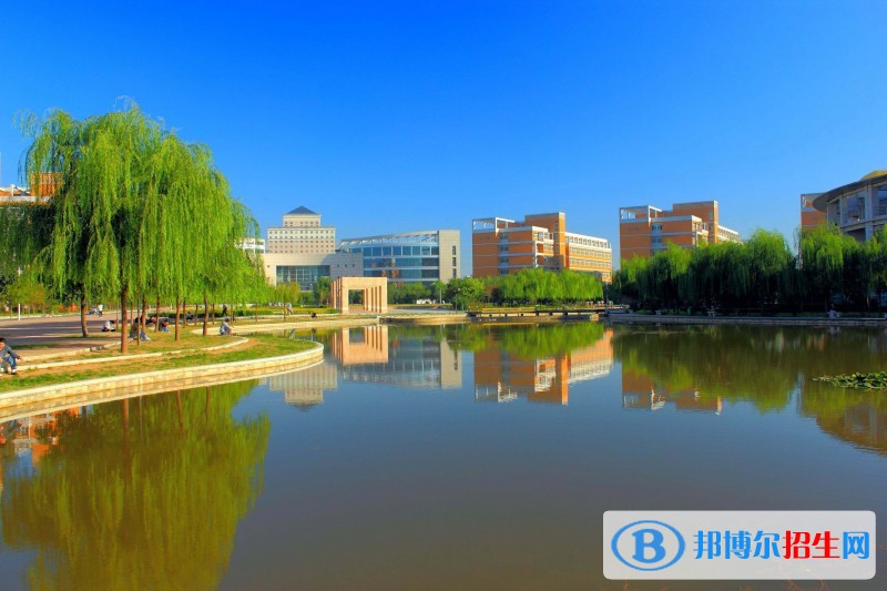 安陽(yáng)學(xué)院?jiǎn)握泻?jiǎn)章