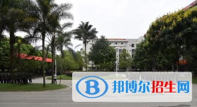 四川核工業(yè)技師學(xué)院五年制大專(zhuān)學(xué)校地址