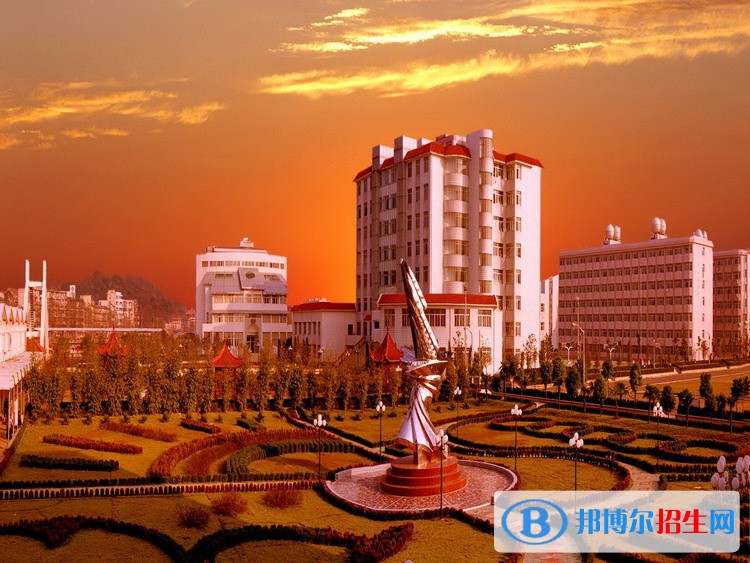 武漢警官職業(yè)學(xué)院?jiǎn)握袌?bào)名時(shí)間