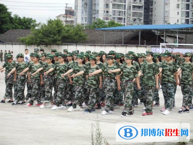 遂寧市職業(yè)技術(shù)學(xué)校五年制大專(zhuān)學(xué)校宿舍