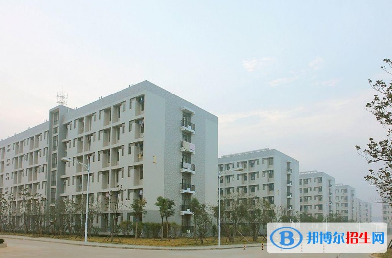 湖北城市建設(shè)職業(yè)技術(shù)學(xué)院單招報名條件