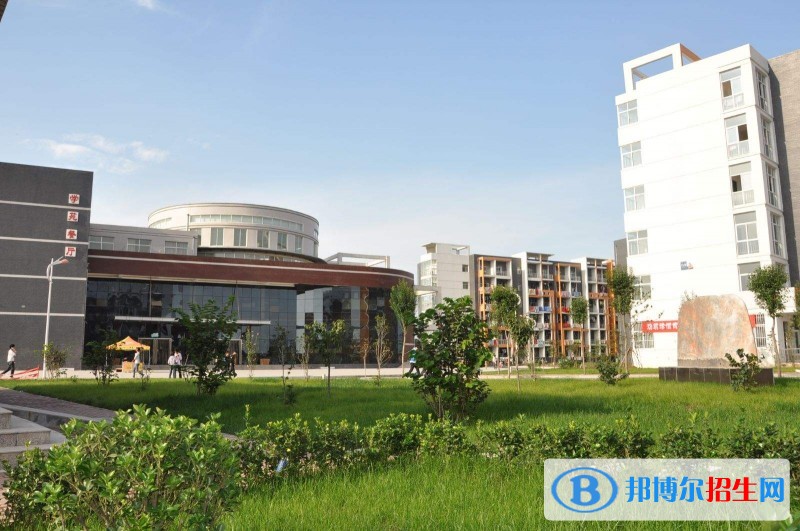 河南工業(yè)和信息化職業(yè)學院單招報名時間