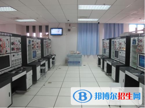 內江中專學校什么時候開學