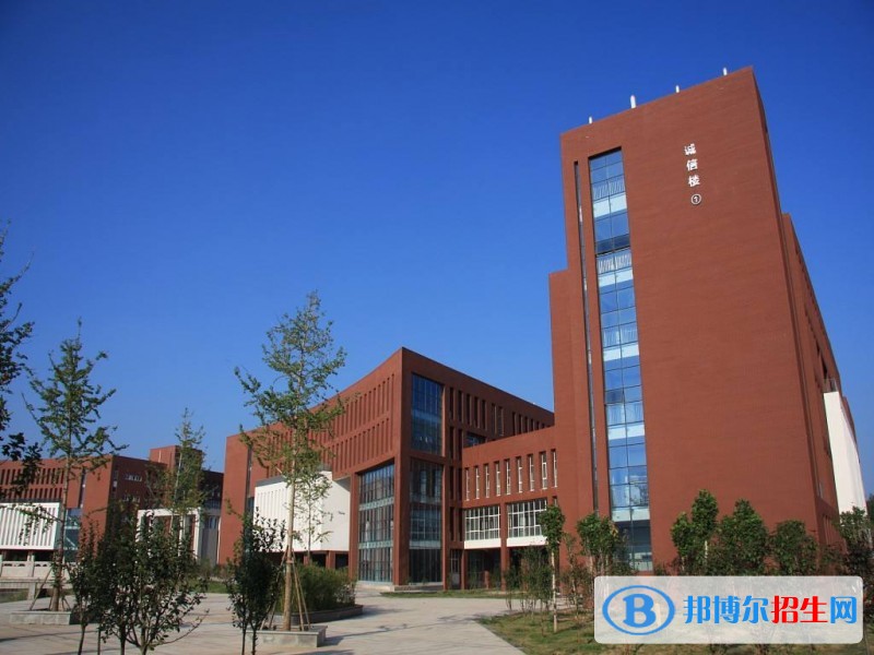 鶴壁汽車工程職業(yè)學(xué)院?jiǎn)握袌?bào)名條件