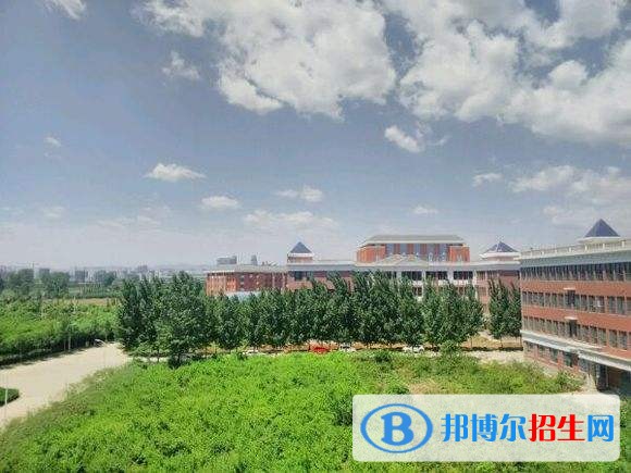 鶴壁汽車工程職業(yè)學(xué)院單招報名時間