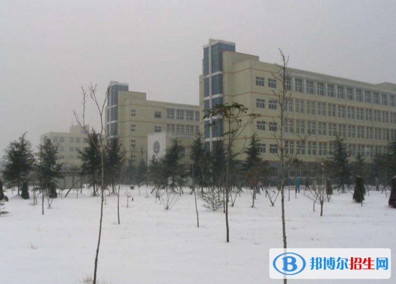 河南工業(yè)貿(mào)易職業(yè)學院單招報名時間