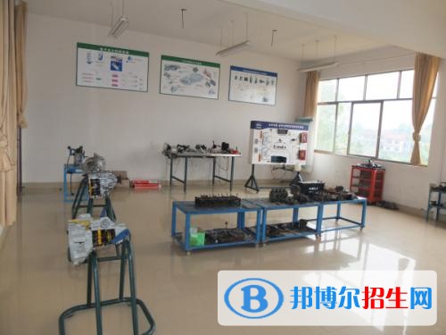眉山讀中專學校能考大學嗎