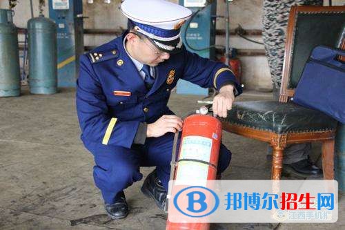 樂山讀中專學校有什么專業(yè)