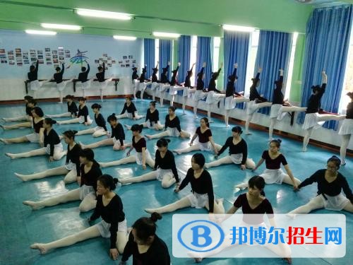 眉山讀中專學(xué)校有哪些專業(yè)