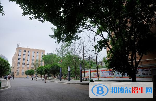 資陽師范學校五年制大專收費情況