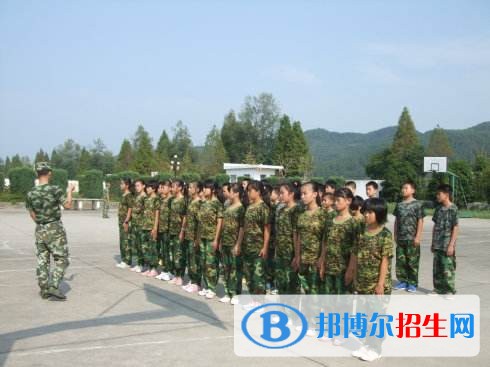 眉山職高和中專(zhuān)學(xué)校有哪些區(qū)別