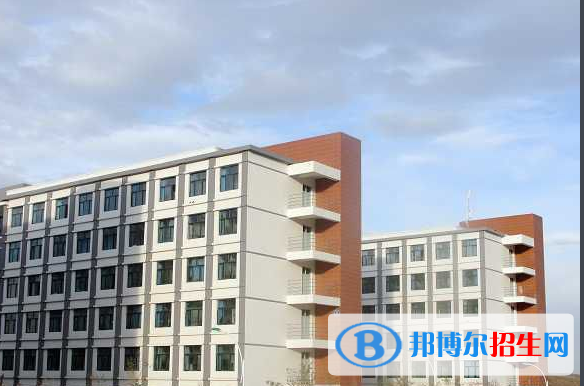 新疆天山職業(yè)技術(shù)學(xué)院單招報(bào)名時(shí)間