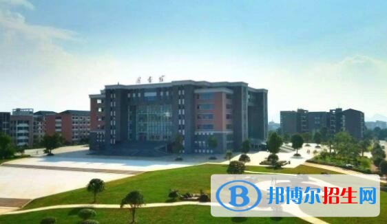 廣西理工職業(yè)技術(shù)學(xué)院?jiǎn)握泻?jiǎn)章
