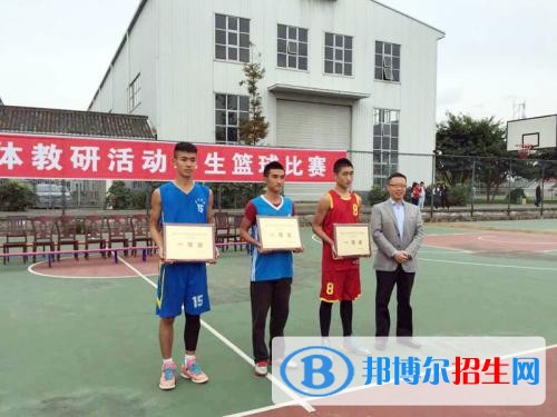德陽中專學(xué)校都有什么專業(yè)適合女生