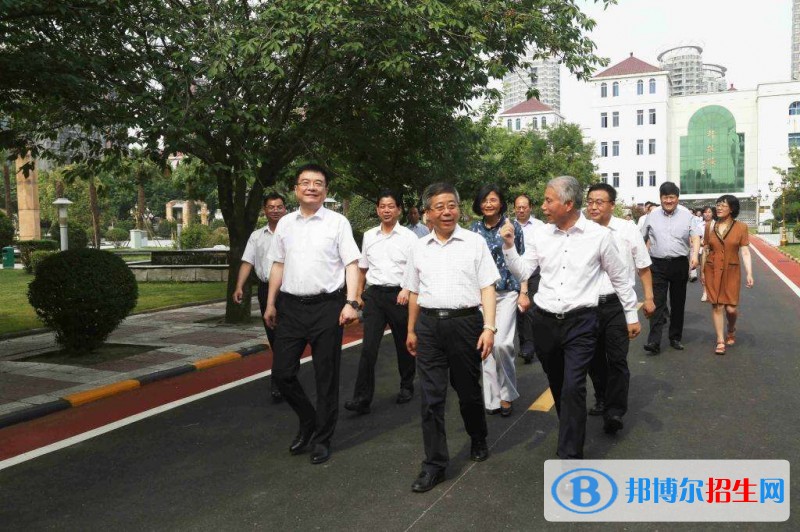 西安初中畢業(yè)可以讀中專學校嗎