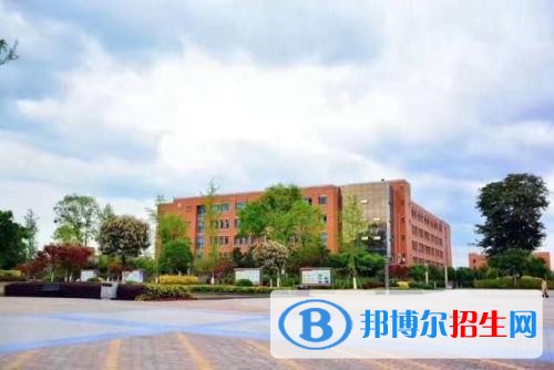 成都希衛(wèi)校校址在哪望里，成都希望衛(wèi)校在川招生代碼