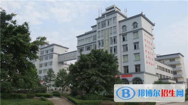 沒高中畢業(yè)證能去中專學校嗎
