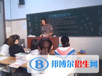 銅川去讀中專學(xué)校學(xué)什么對(duì)以后好一點(diǎn)
