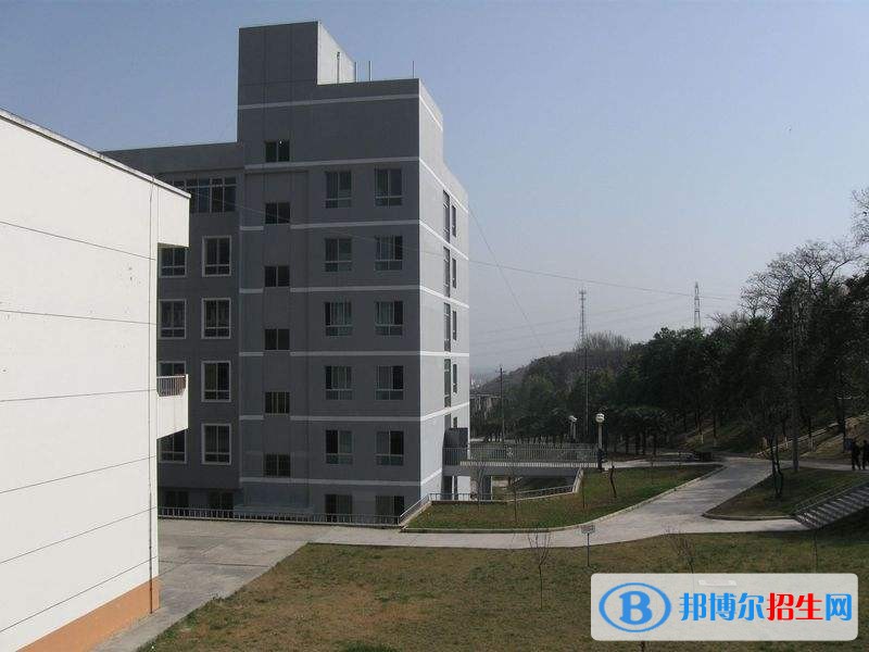 寶雞沒高中畢業(yè)證能去中專學(xué)校