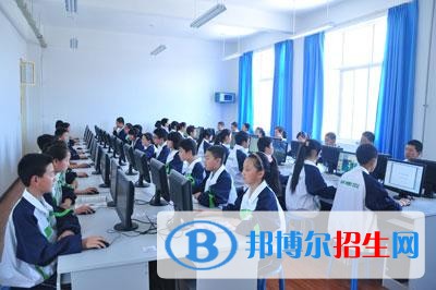 銅川沒初中畢業(yè)證能去中專學校