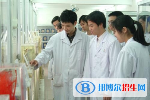 銅川初中中專學(xué)校都有什么專業(yè)