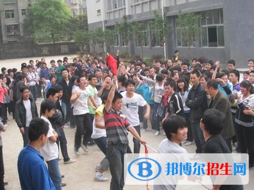 巴中恩陽(yáng)區(qū)職業(yè)中學(xué)地址在哪里